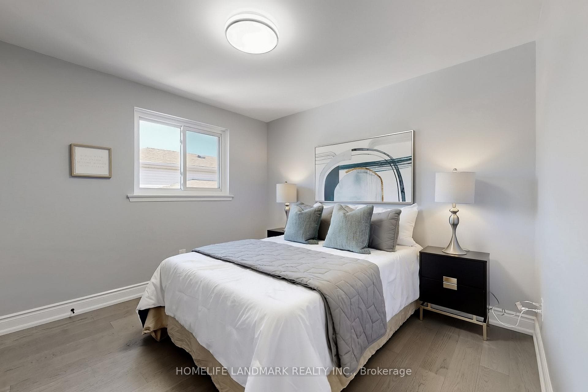 38 Pebblehill Square photo 25