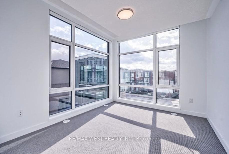 185 Veterans Drive Unit 1 photo 4