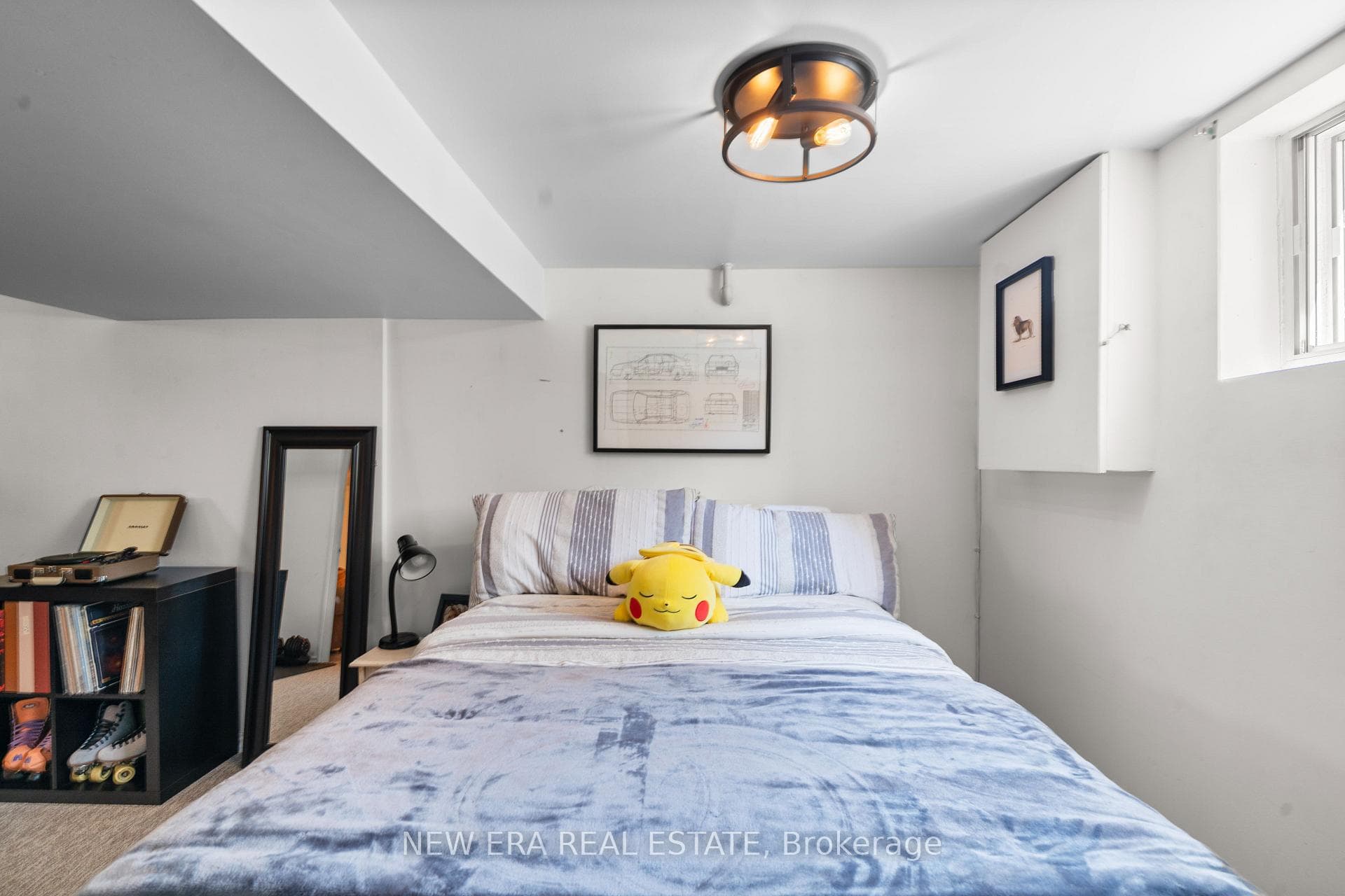 91 Hadrian Drive photo 22