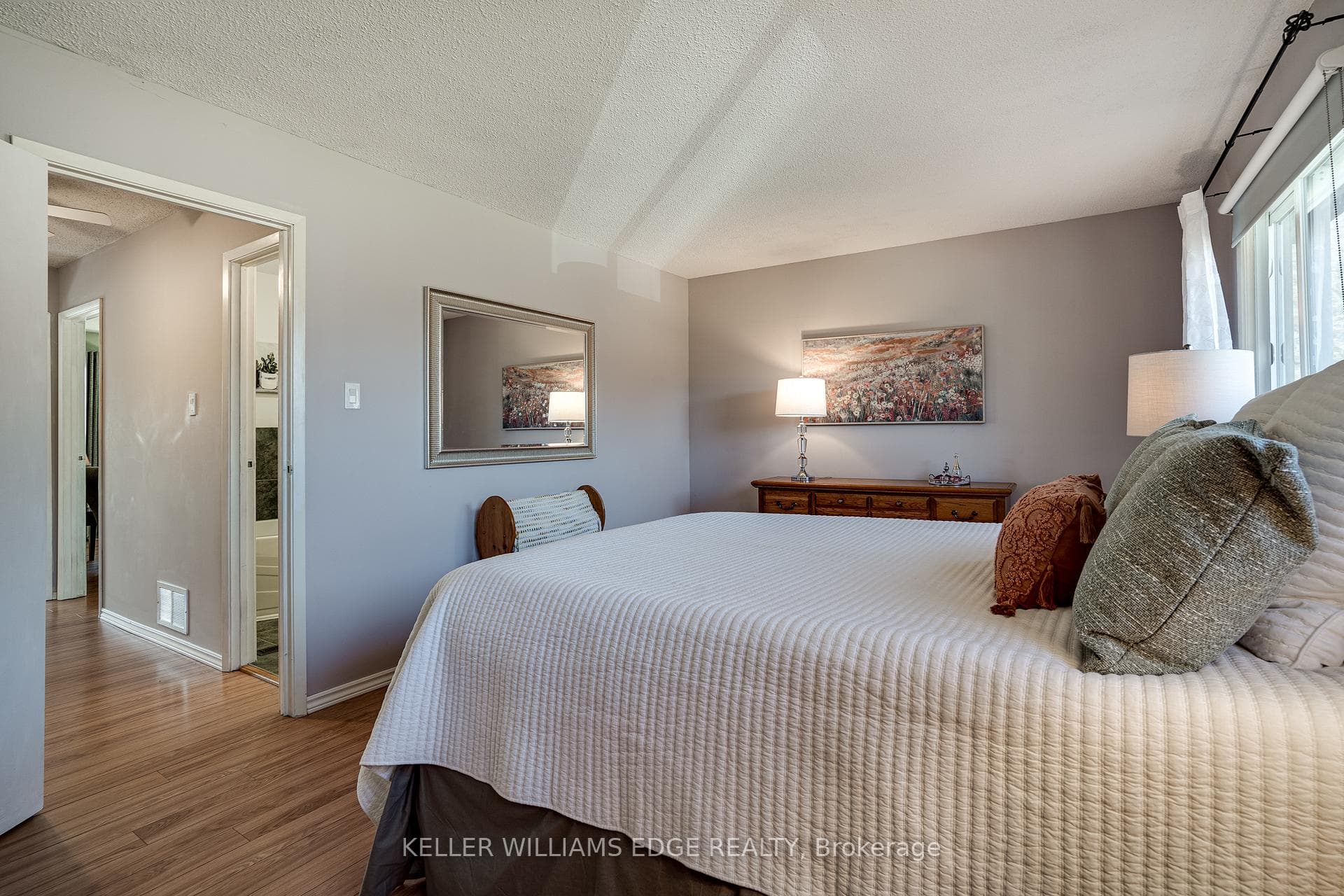 2301 Cavendish Drive Unit 106 photo 17