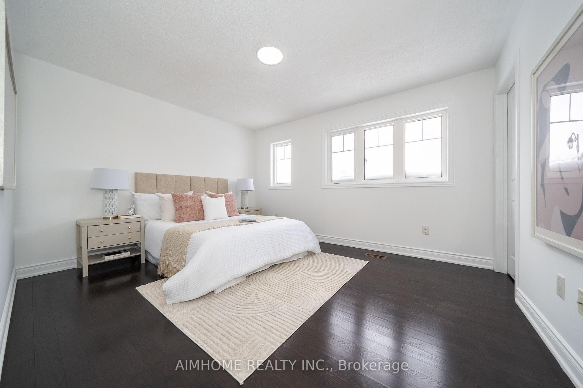 15 Rowley Street photo 34