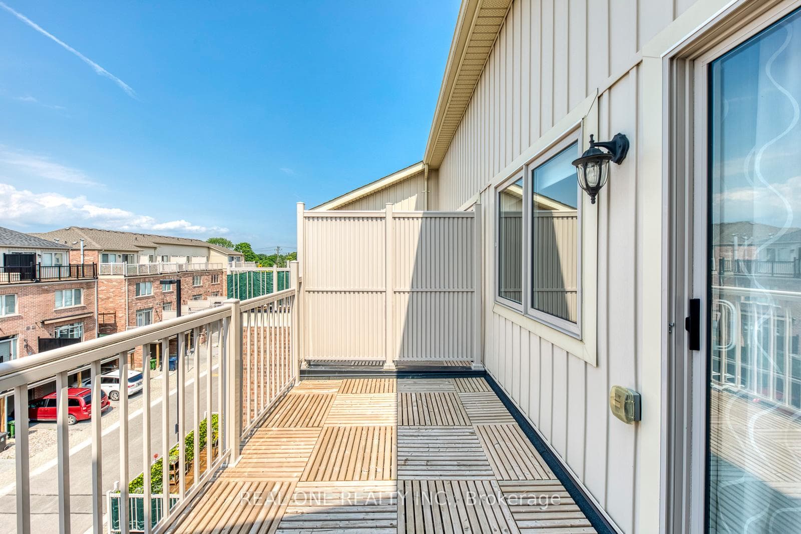 69 Edward Horton Crescent photo 36