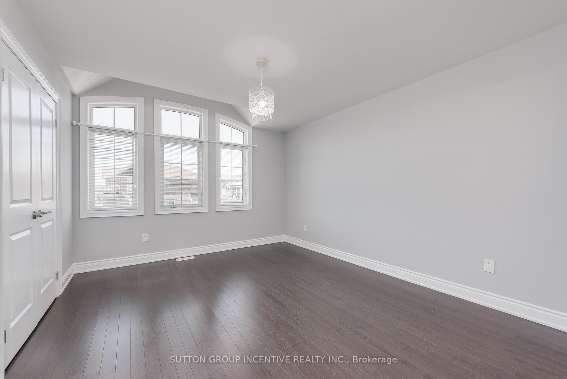 3019 Orion Boulevard photo 20