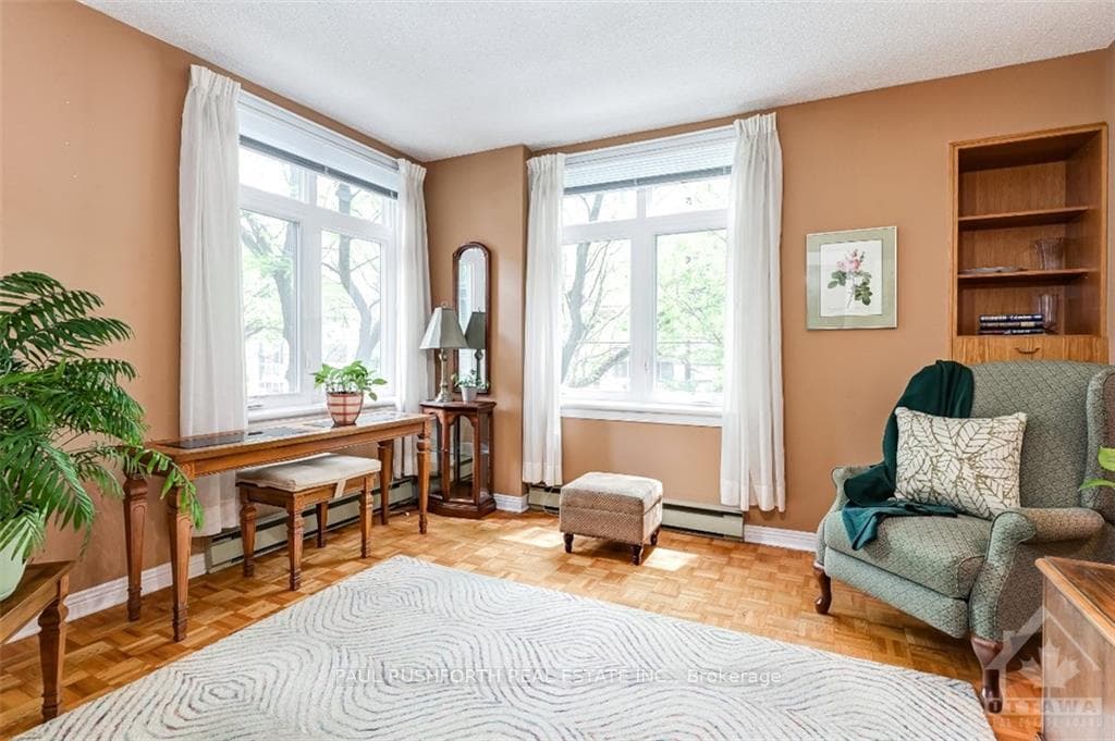 215 SOMERSET Street Unit 202 photo 12