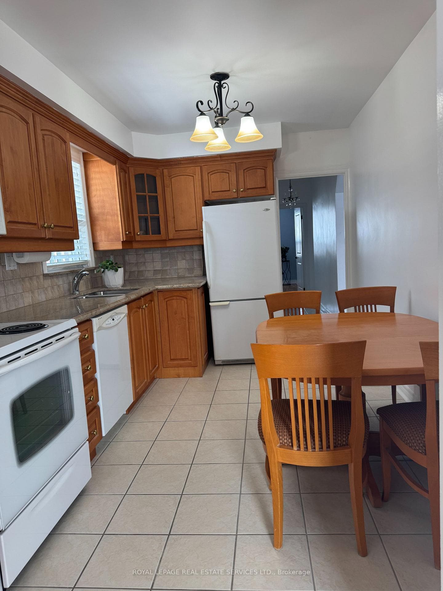 66 Nordin Avenue Unit Main photo 9