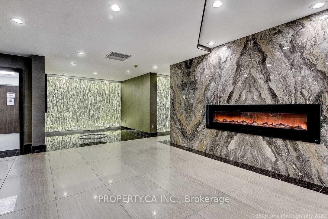 7601 Bathurst Street Unit 212 photo 24