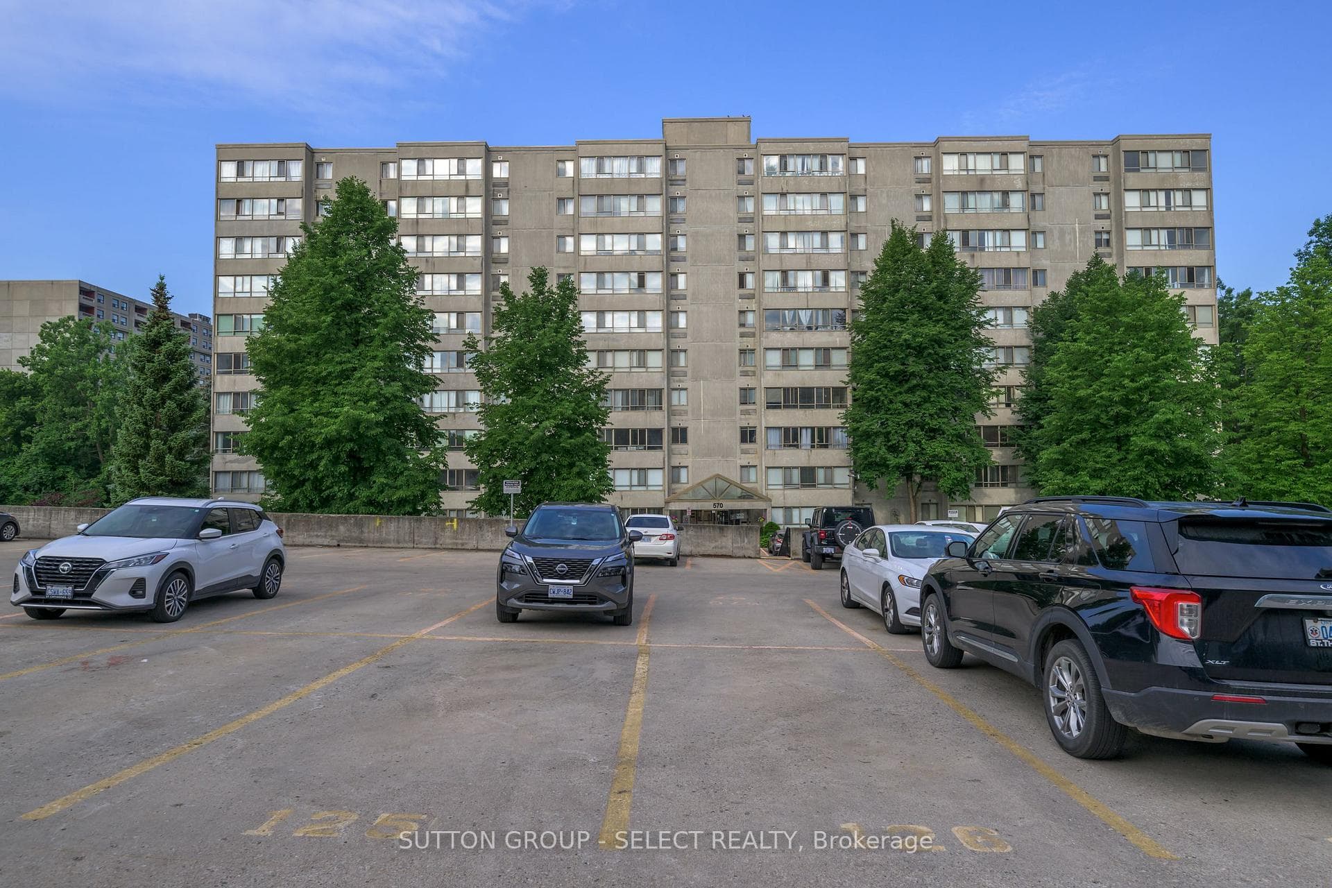 570 PROUDFOOT Lane Unit 409 photo 6