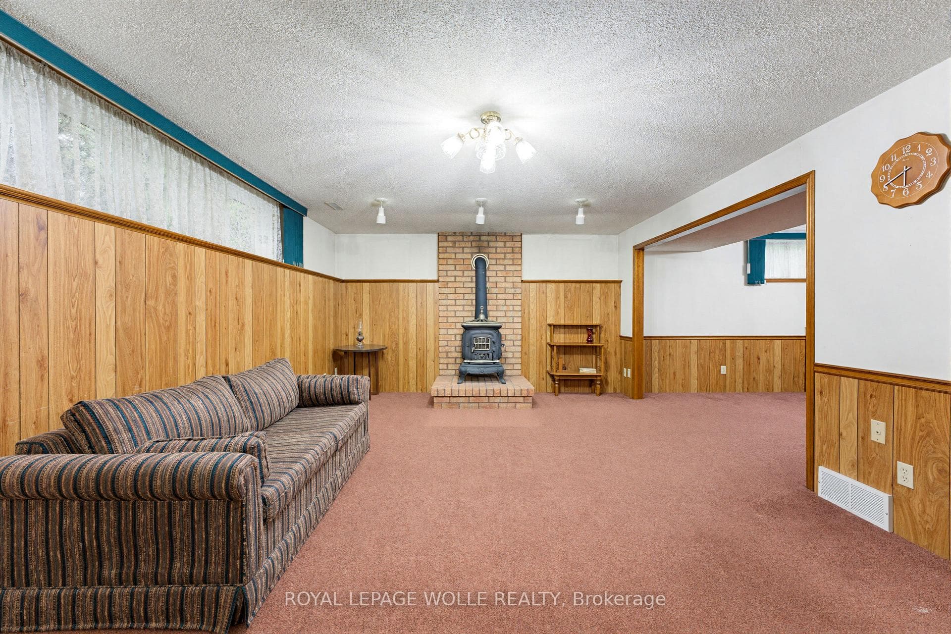 64 Hilltop Court photo 28