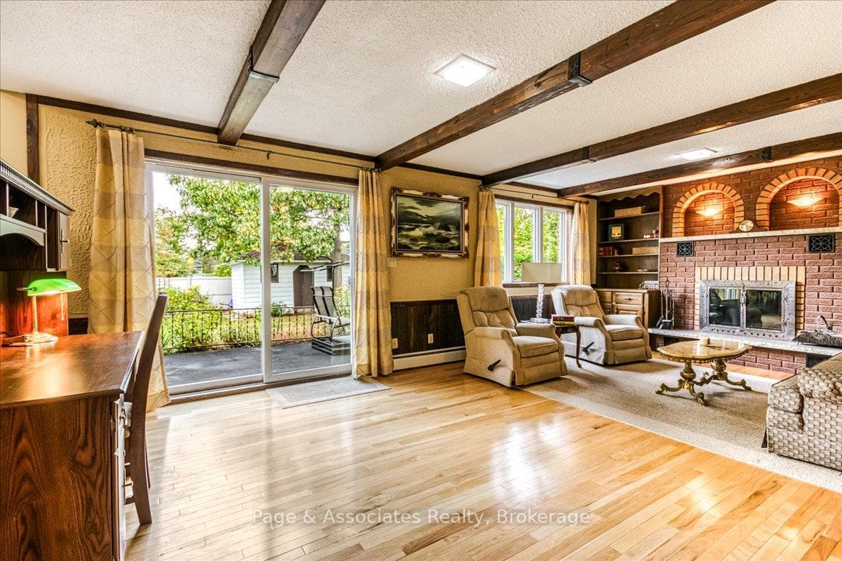 1688 Richard Street photo 20