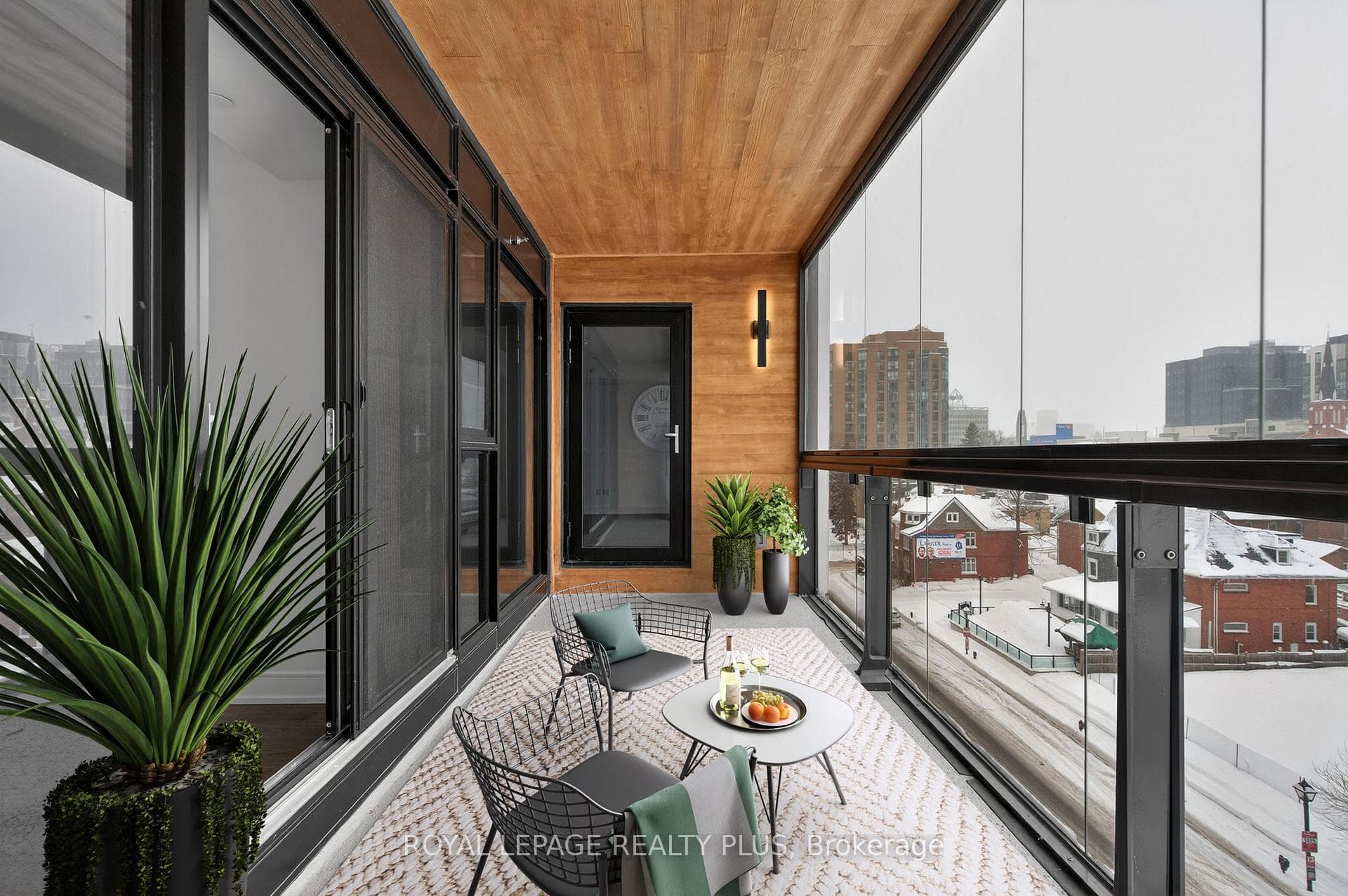 185 Dunlop Street Unit 616 photo 17