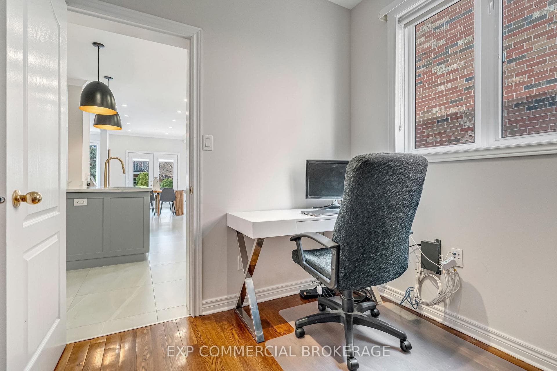 2264 Highcroft Road photo 21