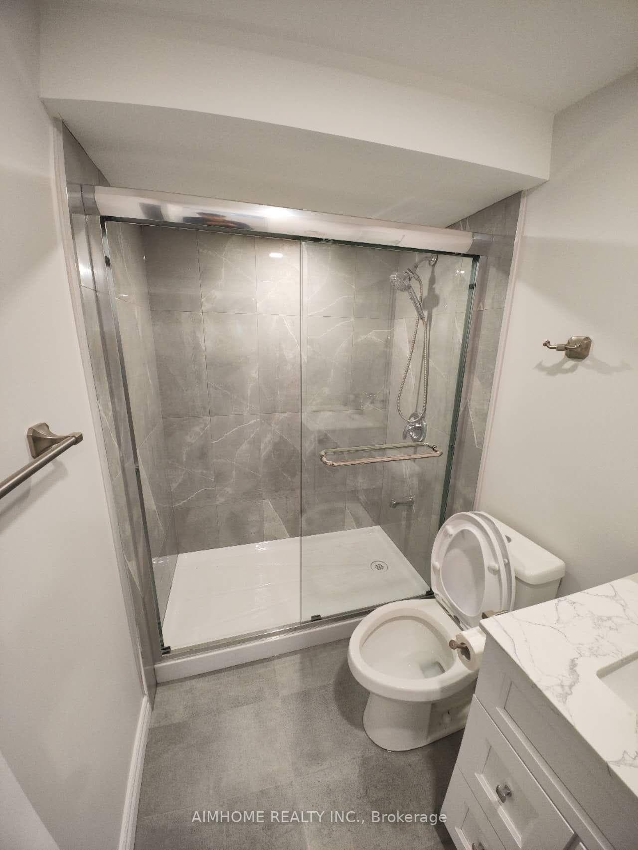 4 Hollingworth Drive Unit BSMT photo 12