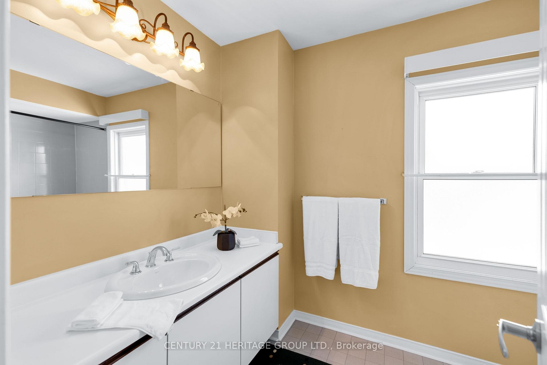 15 Mcclellan Way photo 26