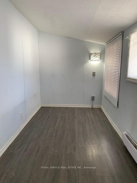 1037 Arthur Street Unit 2 photo 5