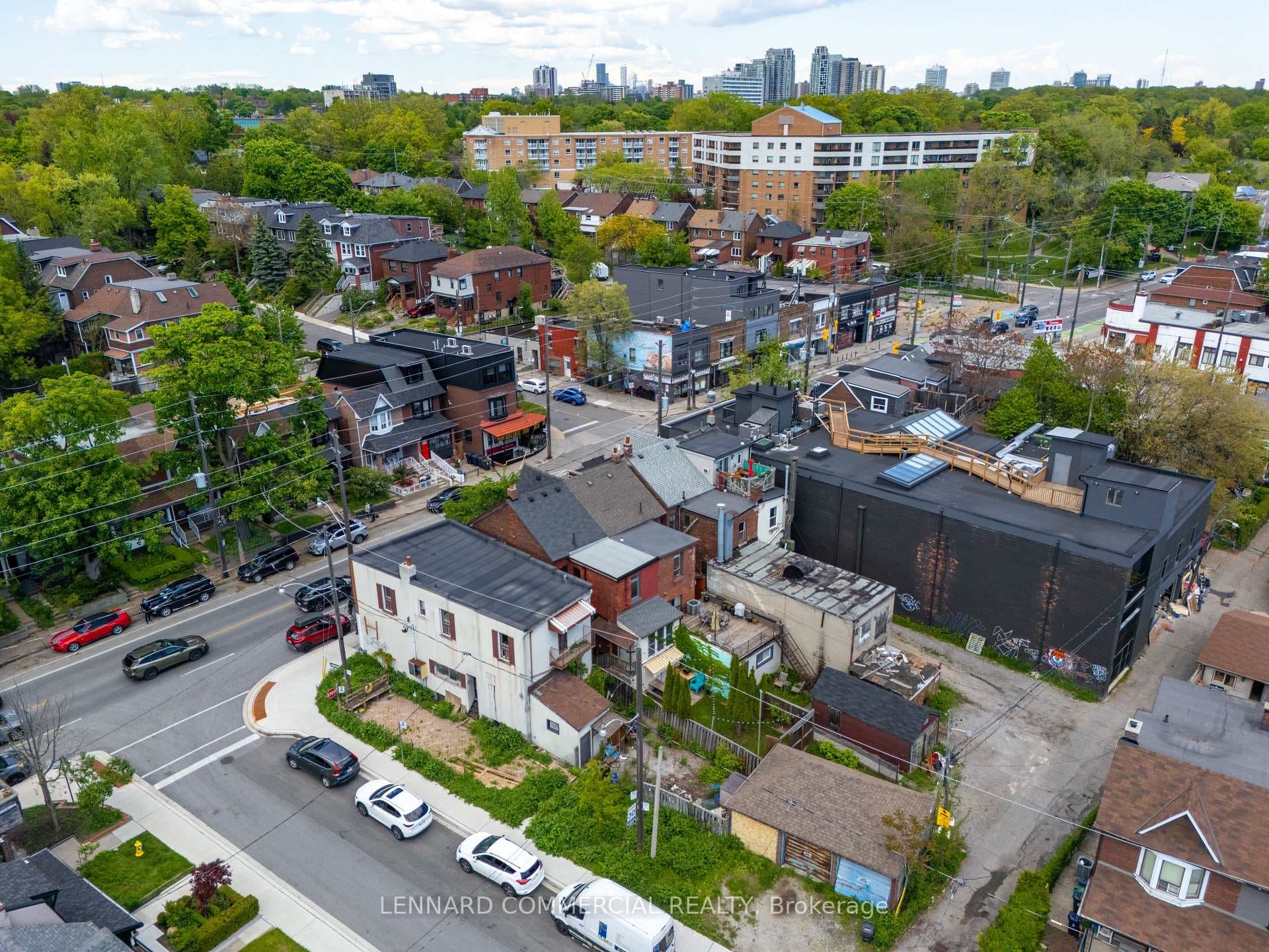 1157 Davenport Road photo 27