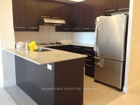 11211 Yonge Street Unit 519 photo 10