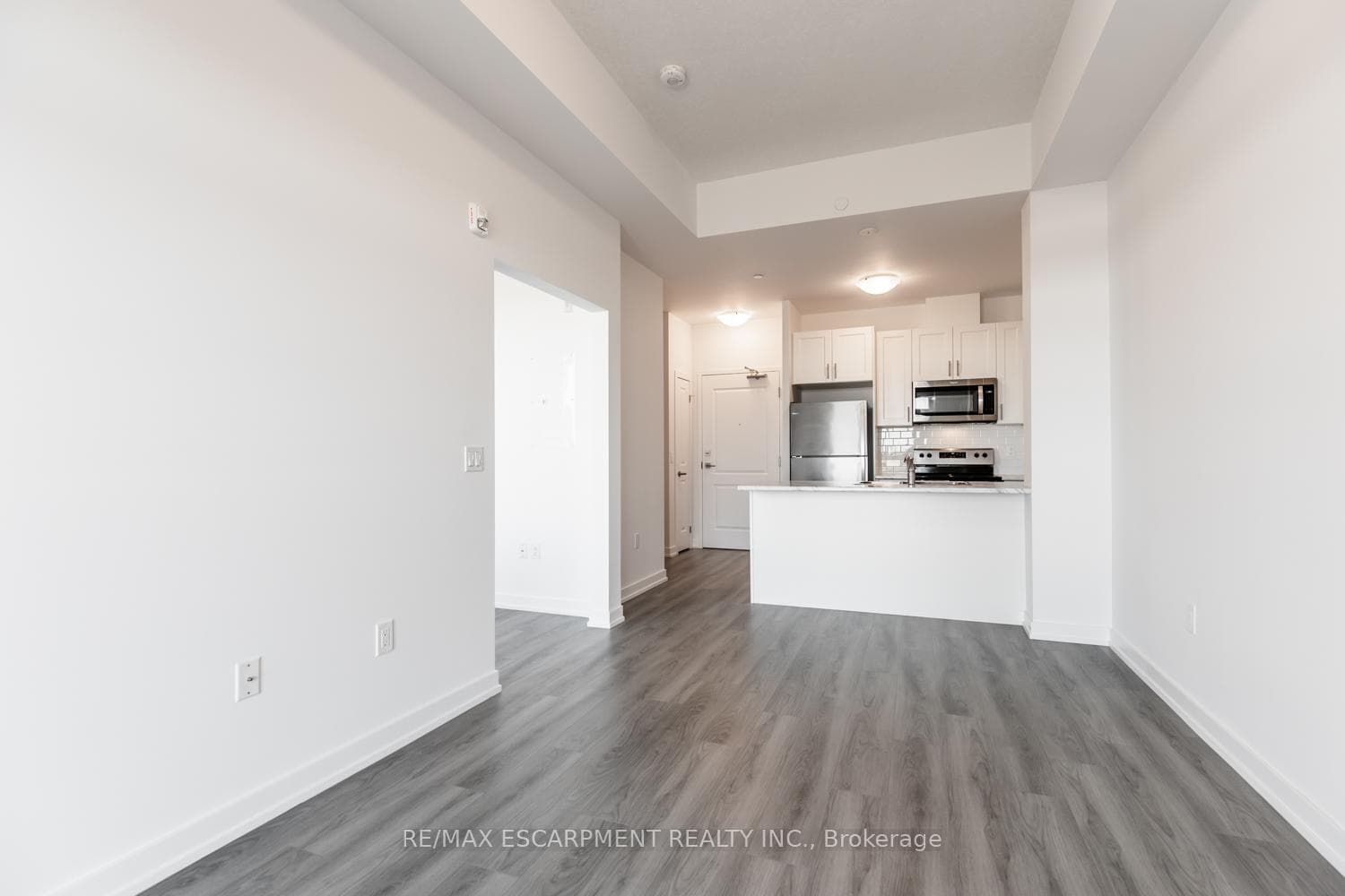 5055 Greenlane Road Unit 612 photo 10
