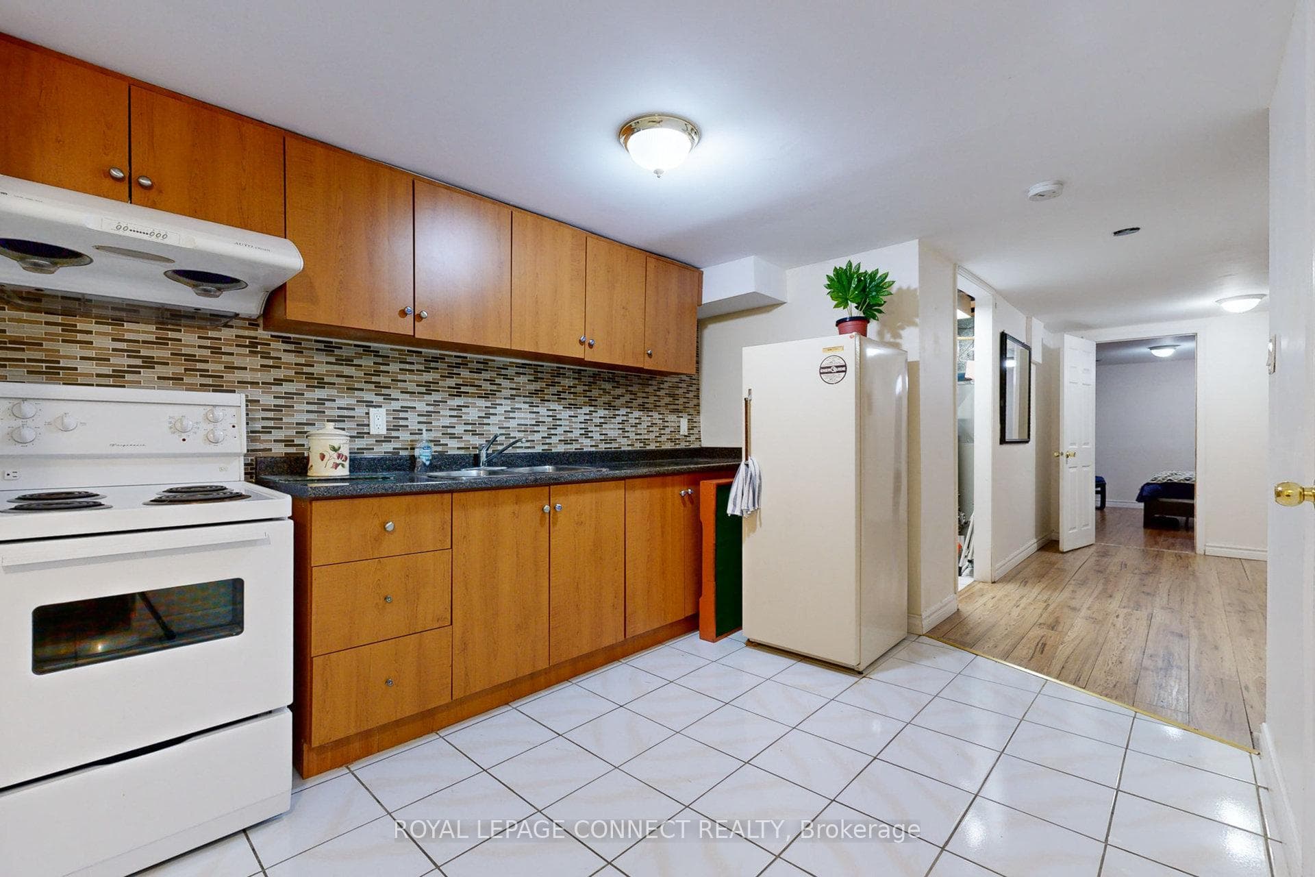 56 Greenleaf Terrace photo 27
