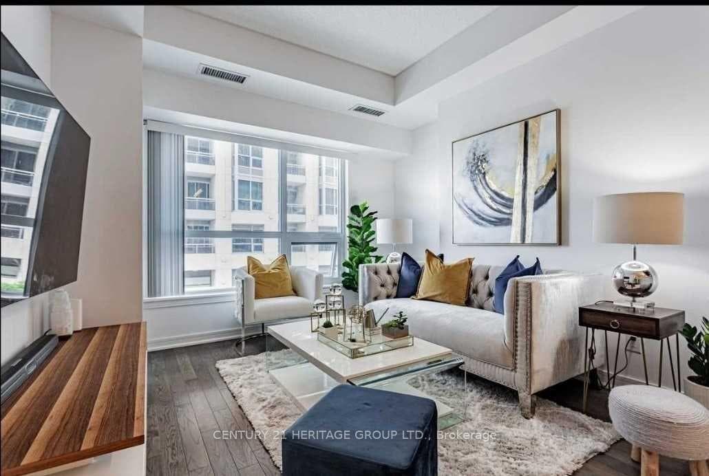 9191 Yonge Street Unit 212 photo 3