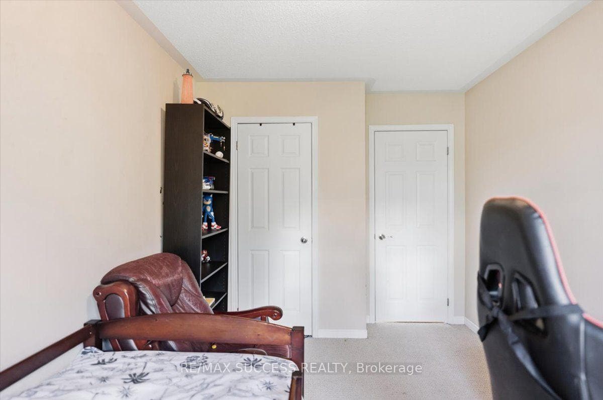 205 Nisbet Boulevard photo 39