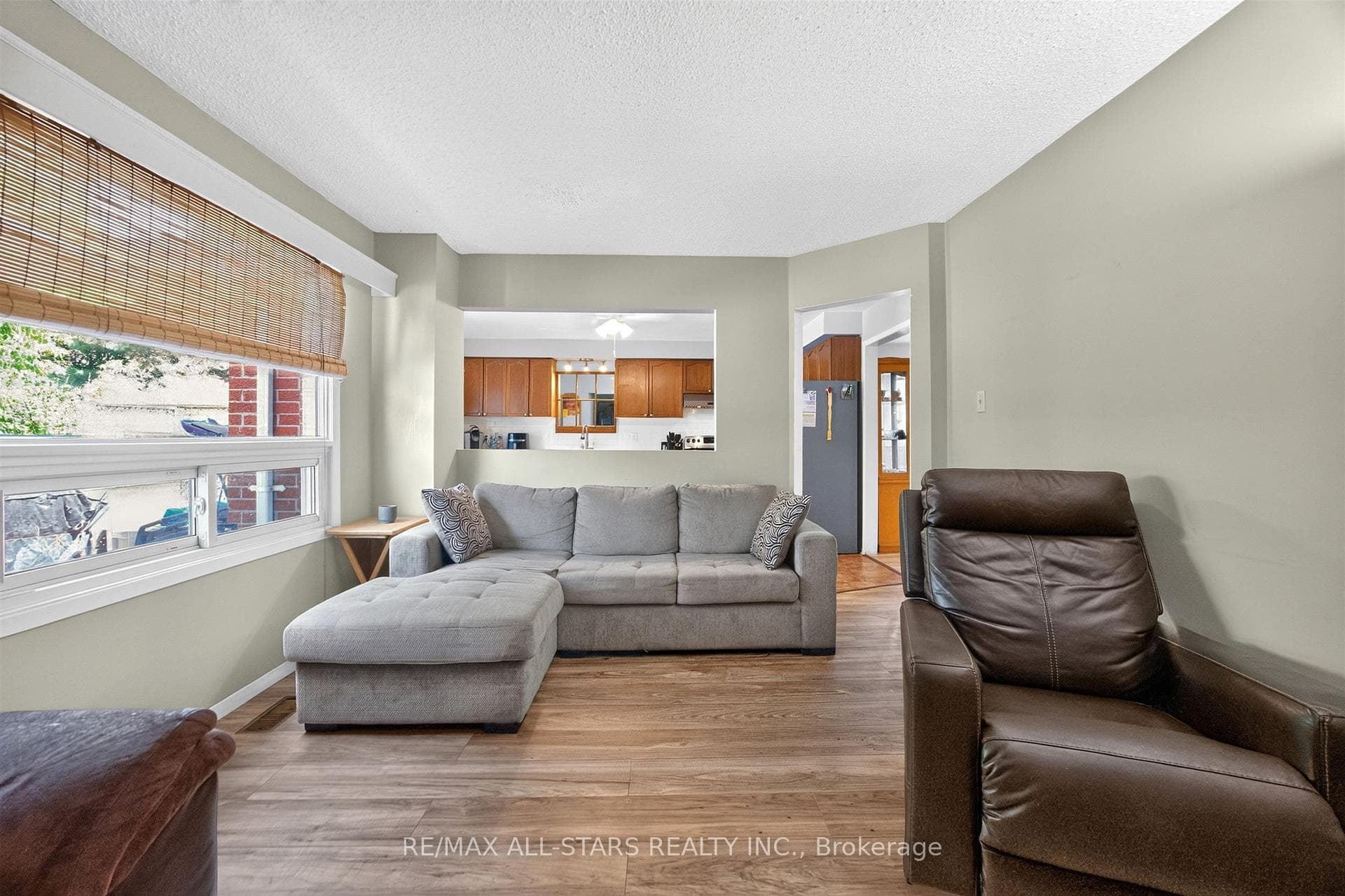 68 Patterson Crescent photo 15