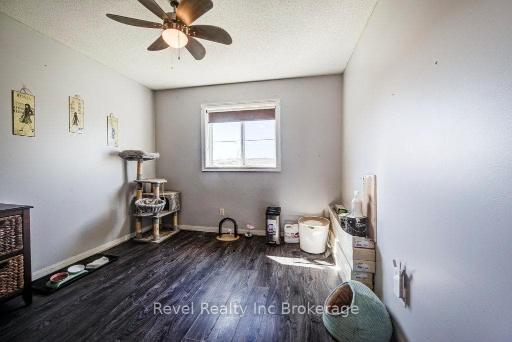 733 Southwood Way photo 36