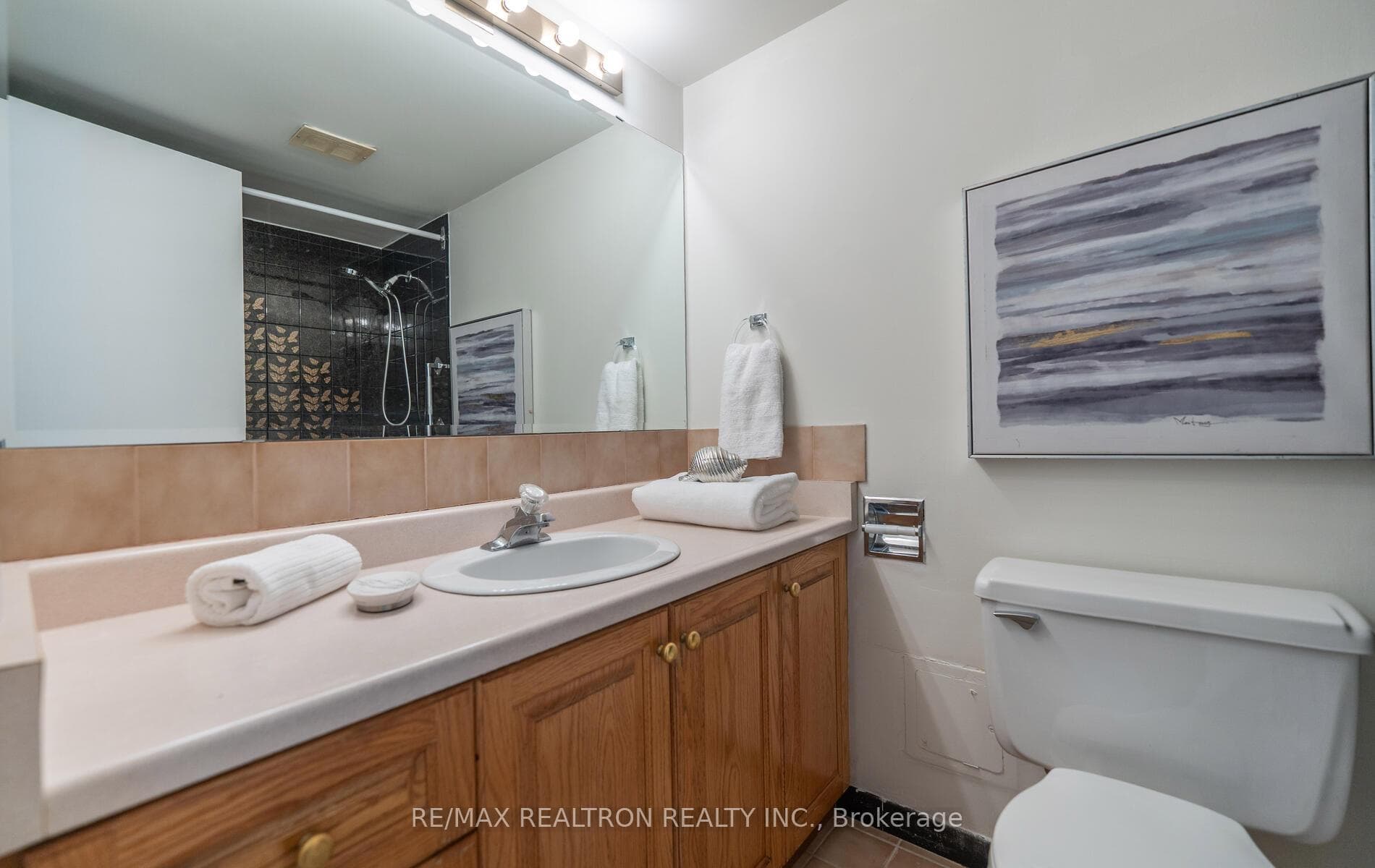 175 Hilda Avenue Unit 410 photo 27