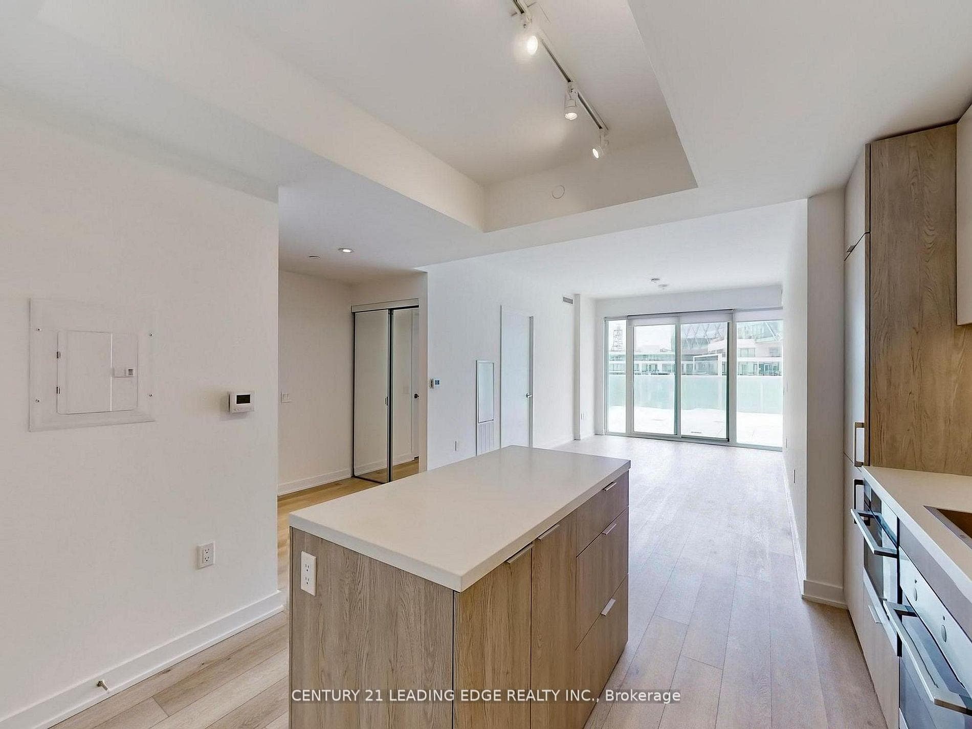 15 Queens Quay Unit 1002 photo 11