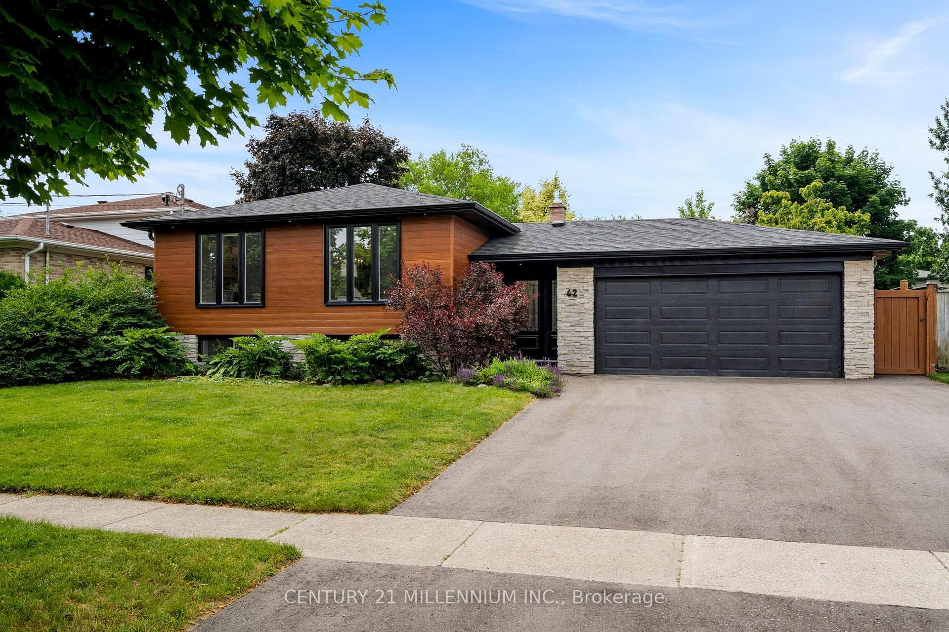 42 Stockman Crescent photo 1