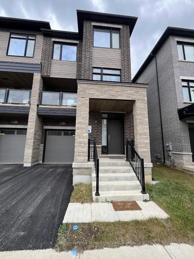 1550 Hilson Heights photo 1