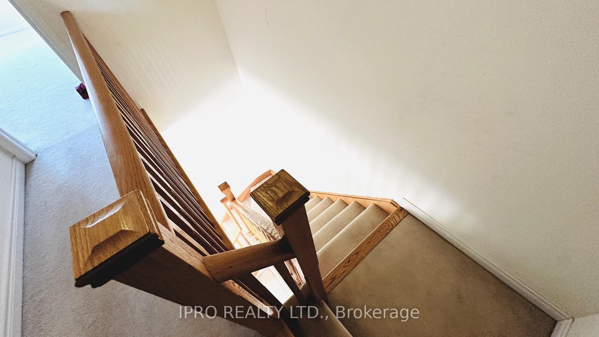 11 Calm Waters Crescent photo 11