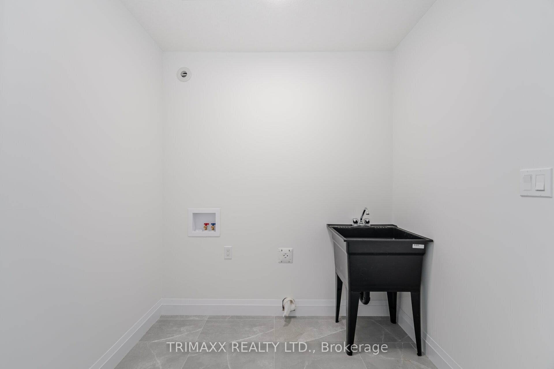 242 MOUNT PLEASANT Street Unit 12 photo 28