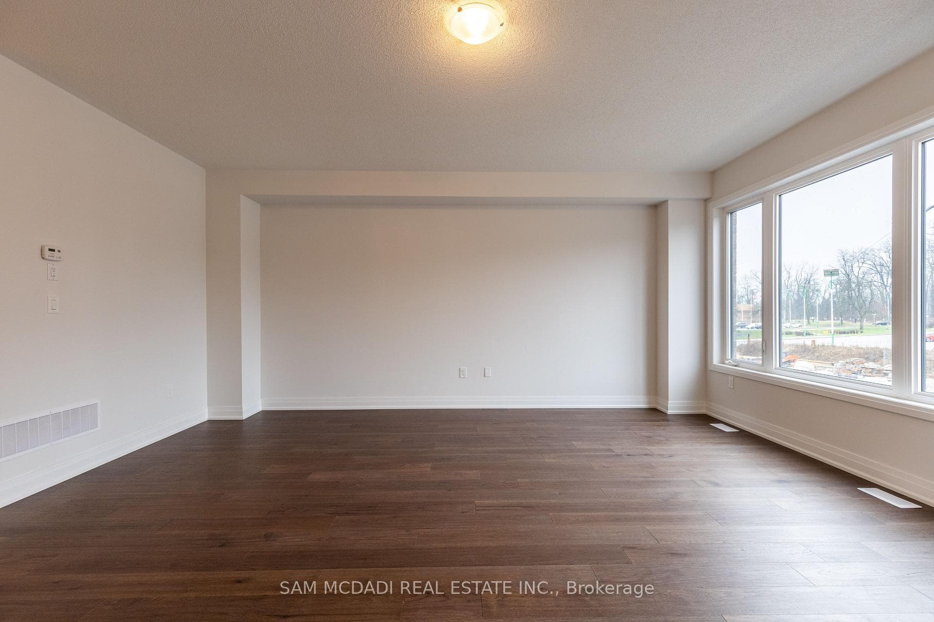 26 Humberstone Drive photo 22