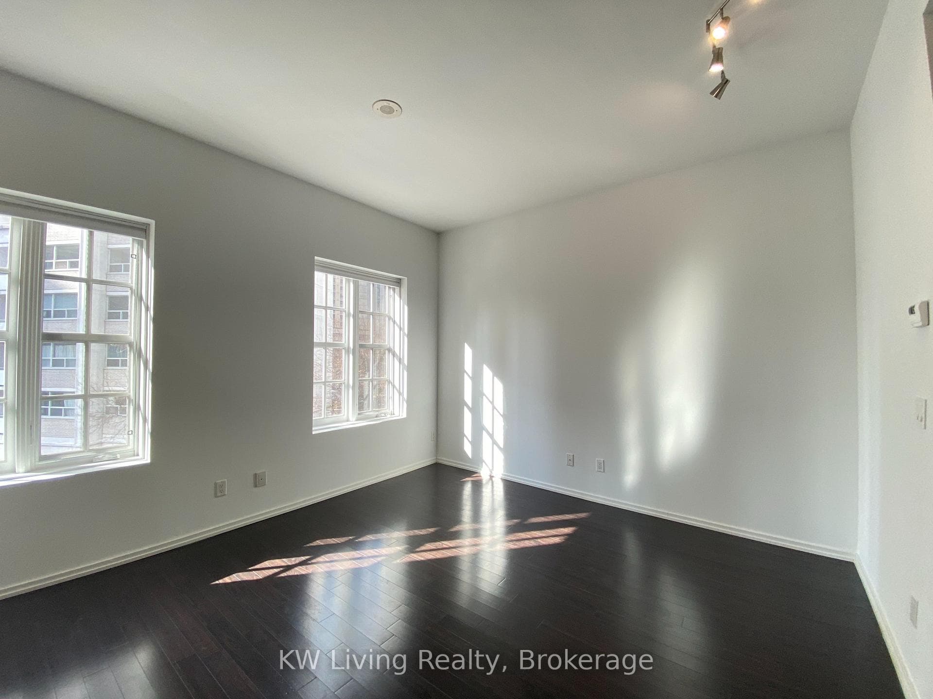75 St Nicholas Street Unit 306 photo 15