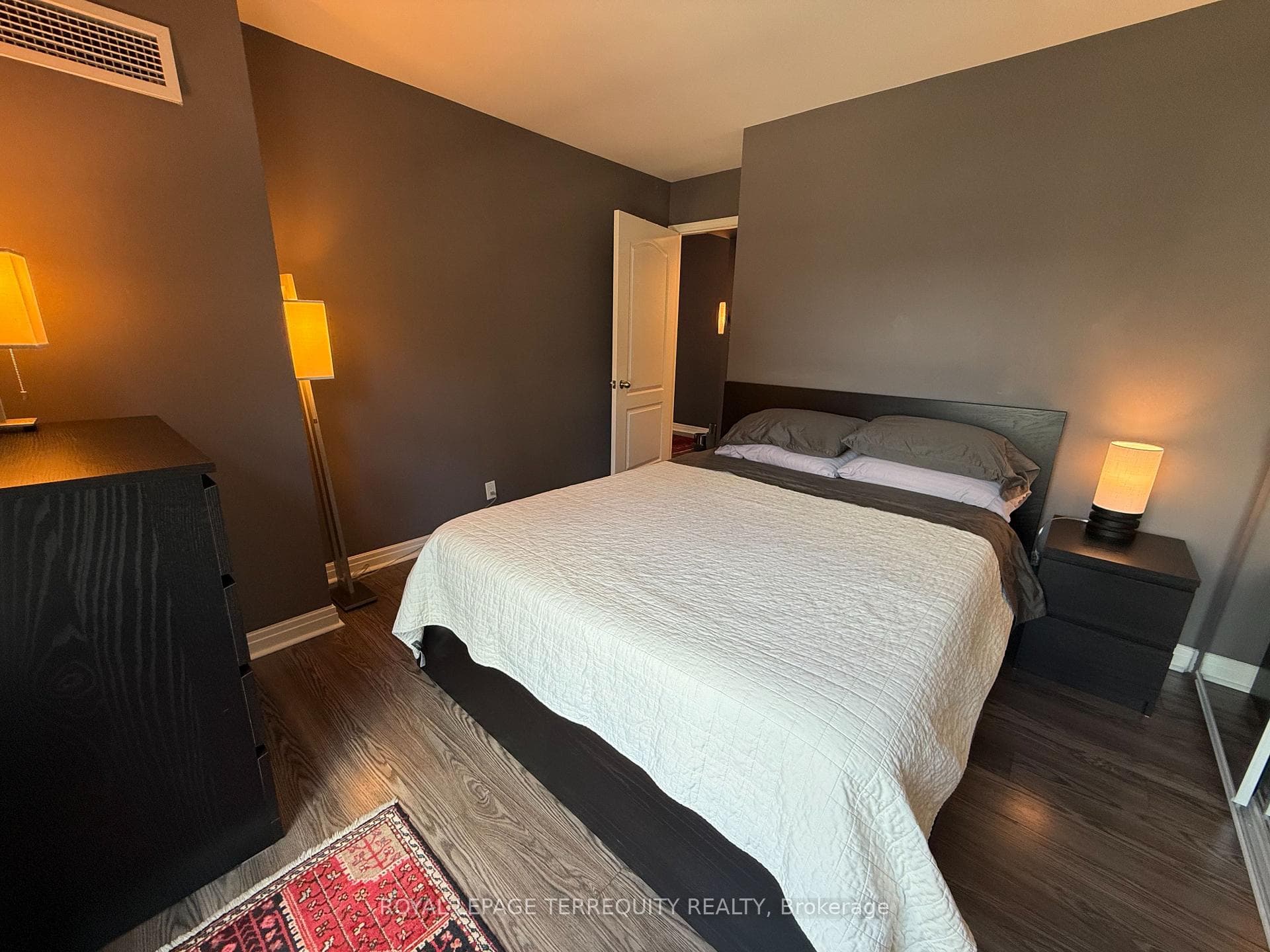 50 Lombard Street Unit 1101 photo 9