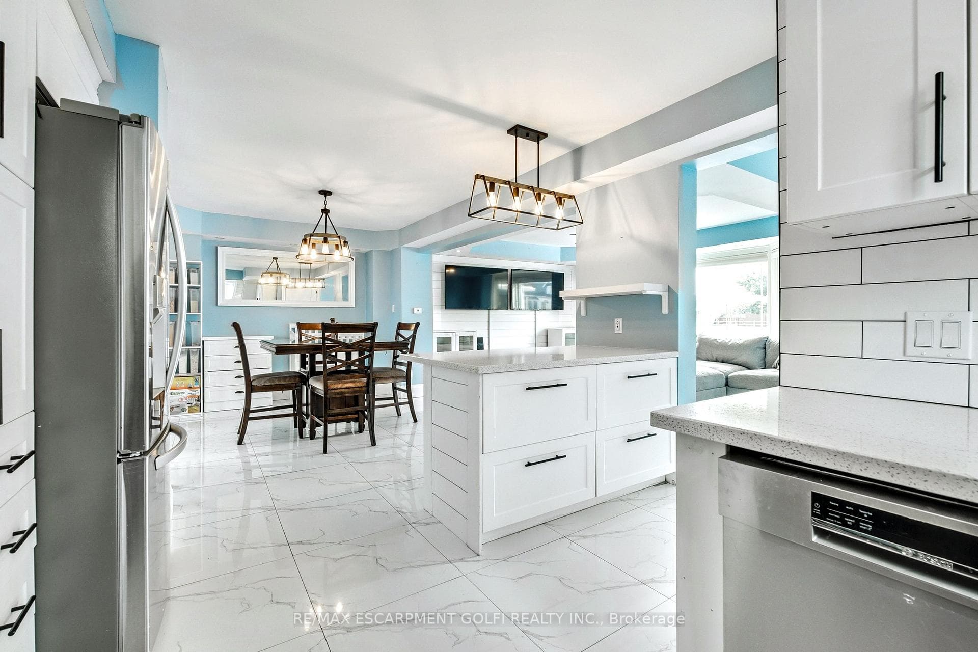 35 Allan Avenue photo 16