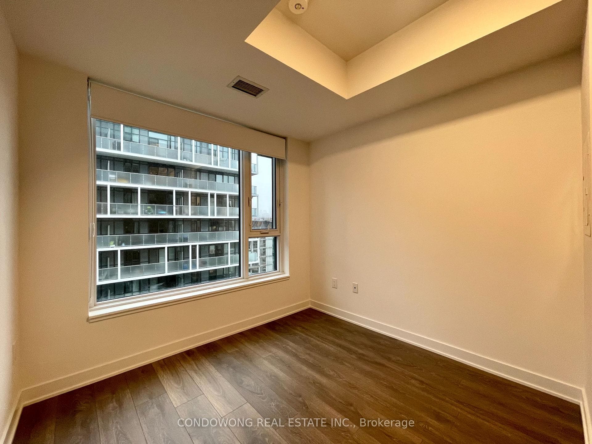 35 Tubman Avenue Unit 817 photo 9