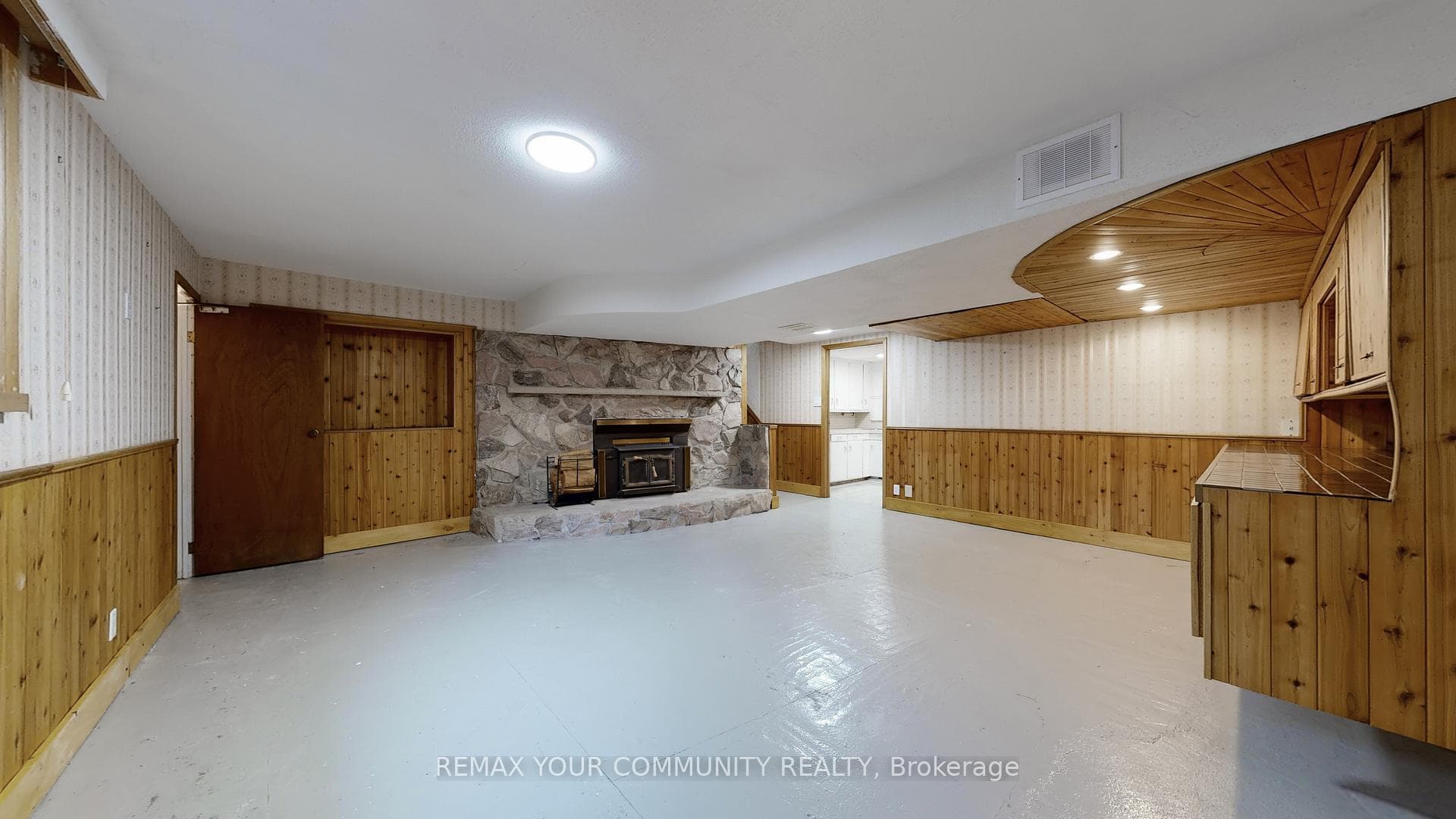 9540 Highway 27 N/A photo 32
