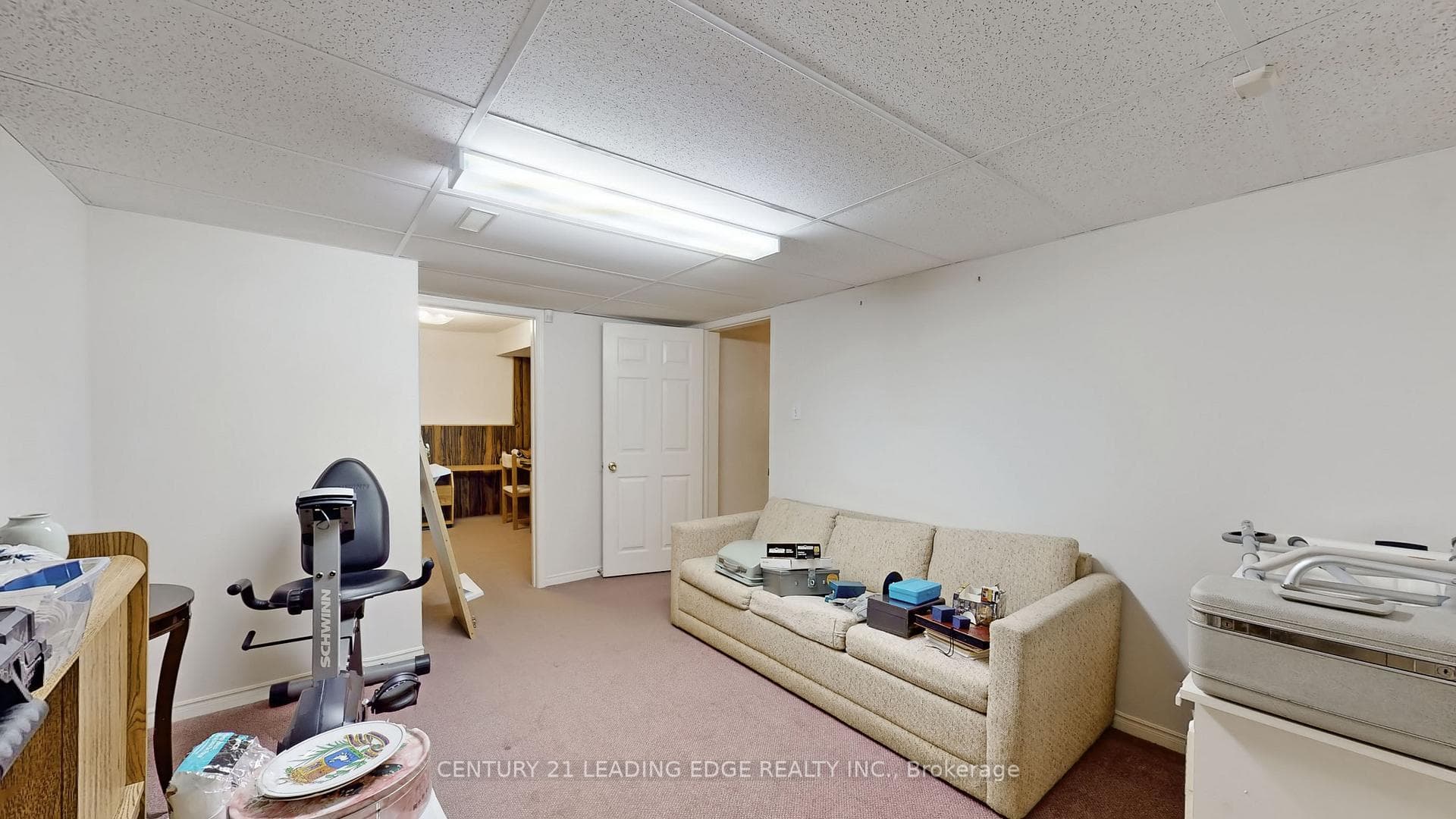 16 Glendale Road photo 37