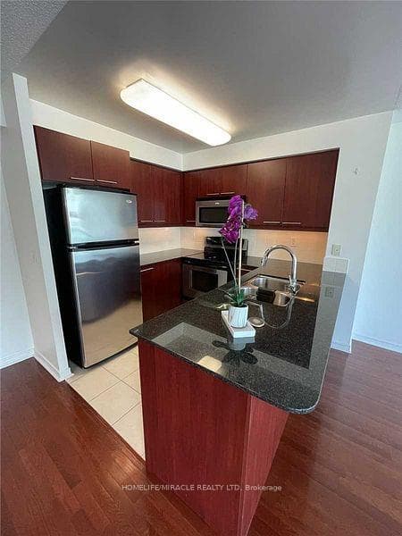 503 Beecroft Road Unit Lph1 photo 6