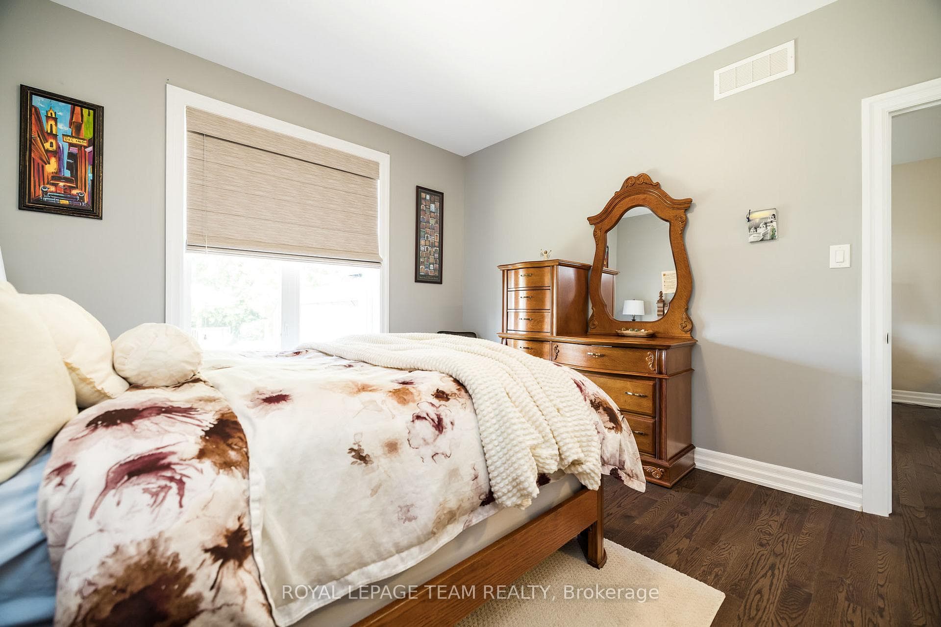 135 Tradewinds Crescent photo 20