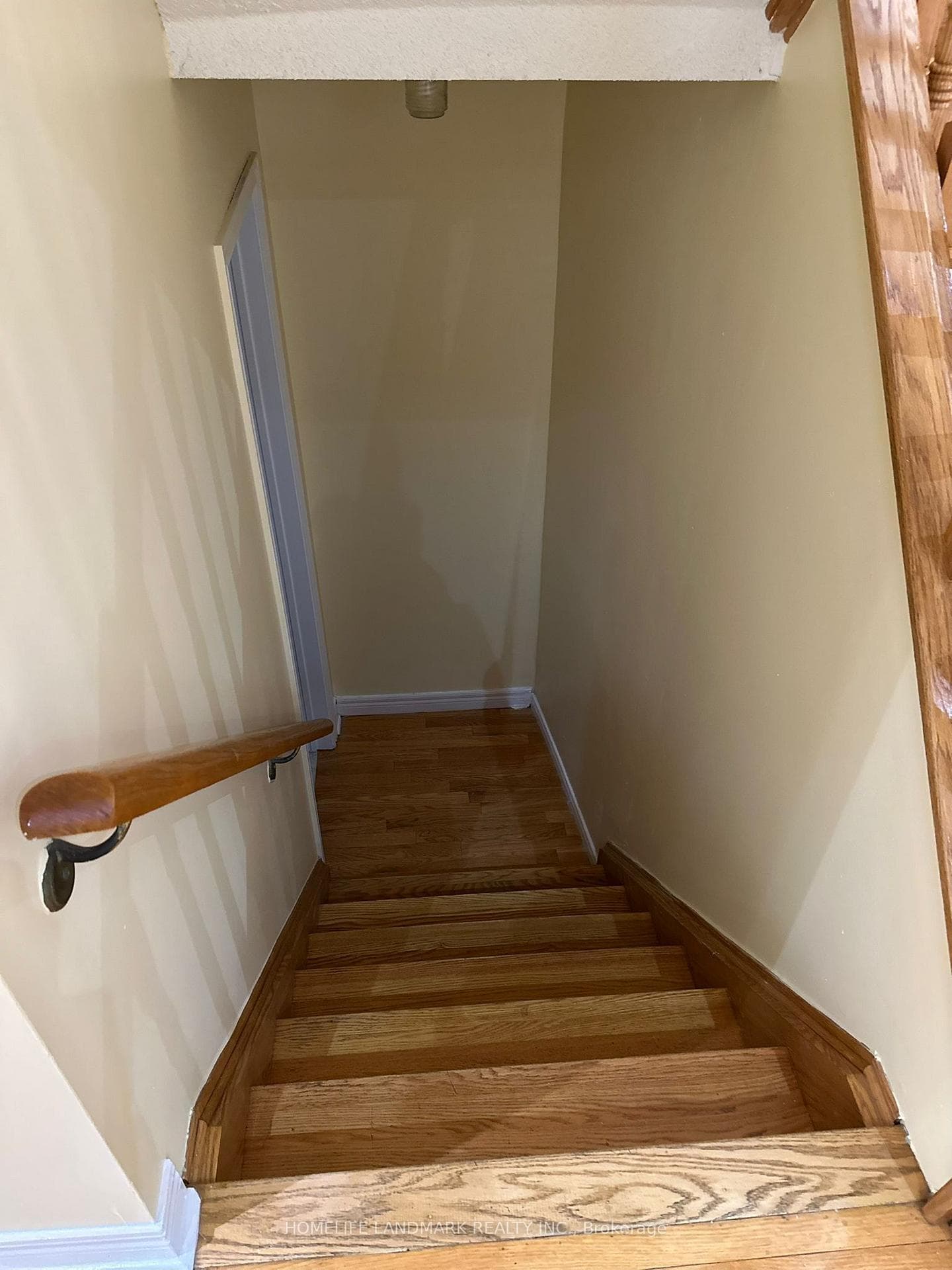 544 Matisse Place photo 24