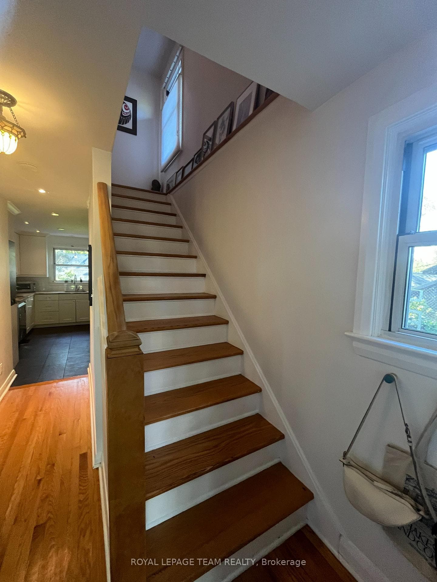 858 Riddell Avenue photo 15