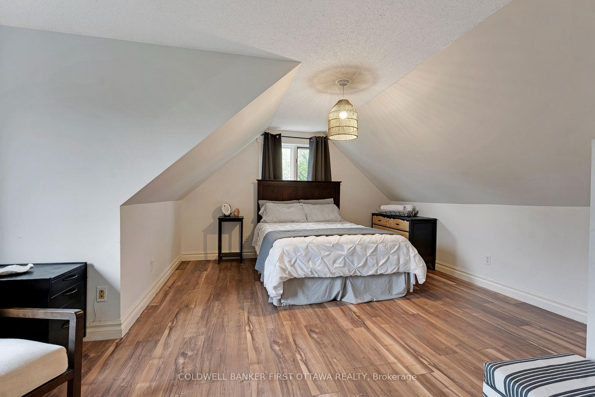 Upper Level - bedroom area