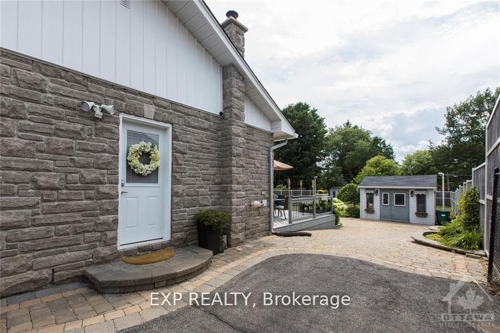 28 APPLEFORD Street photo 27