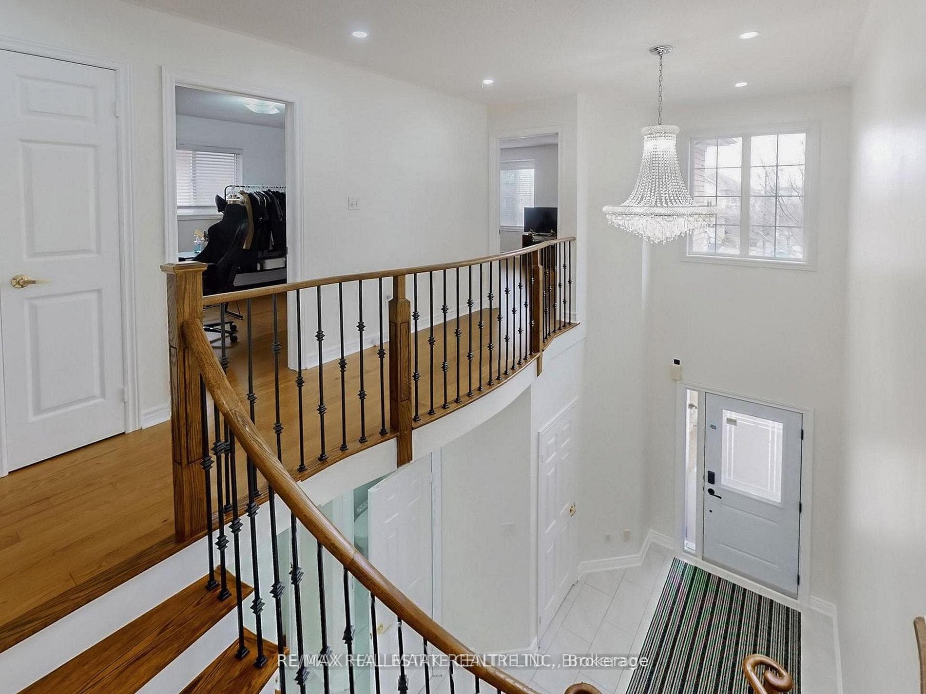 671 Deckhouse Court photo 10