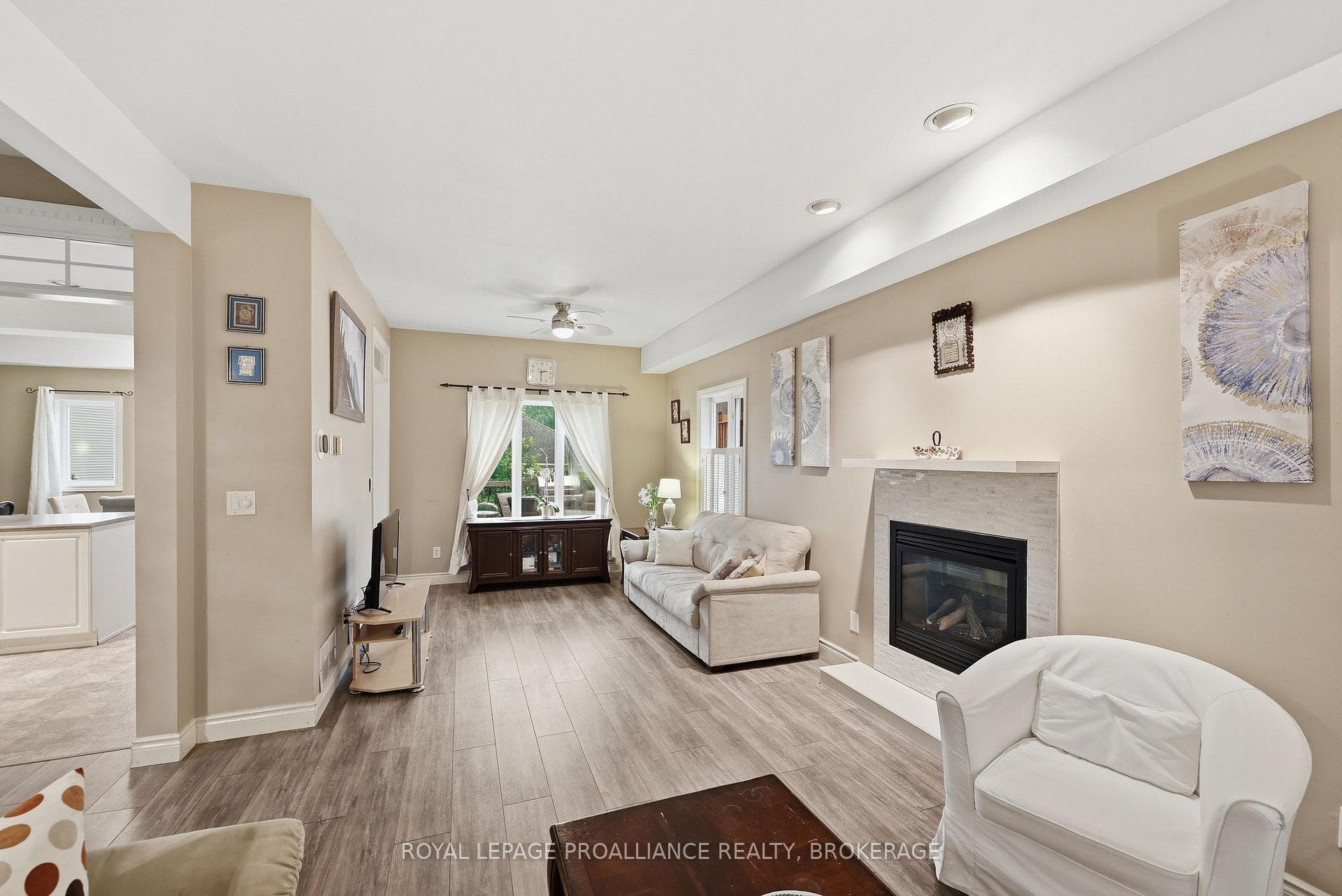 440 Conservatory Drive photo 14