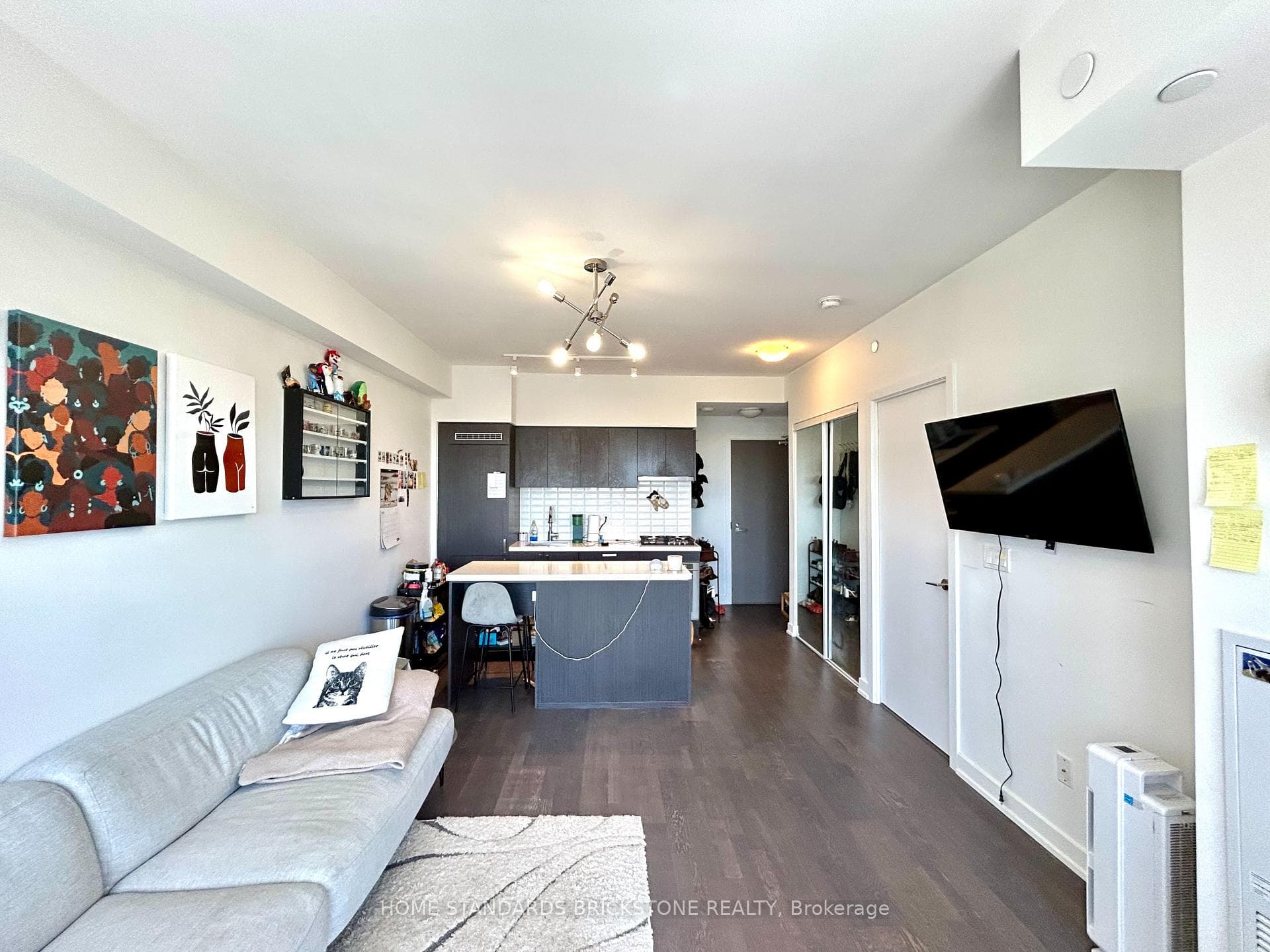 501 St.Clair Avenue Unit 1810 photo 8