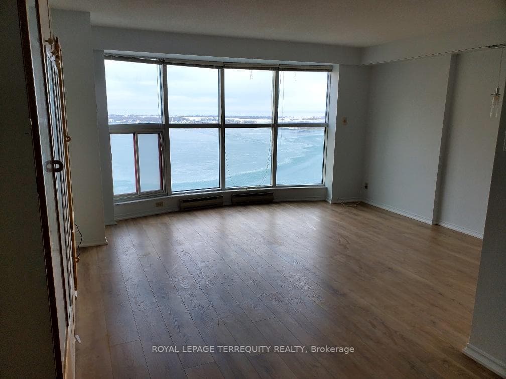 99 Harbour Square Unit 3503 photo 13