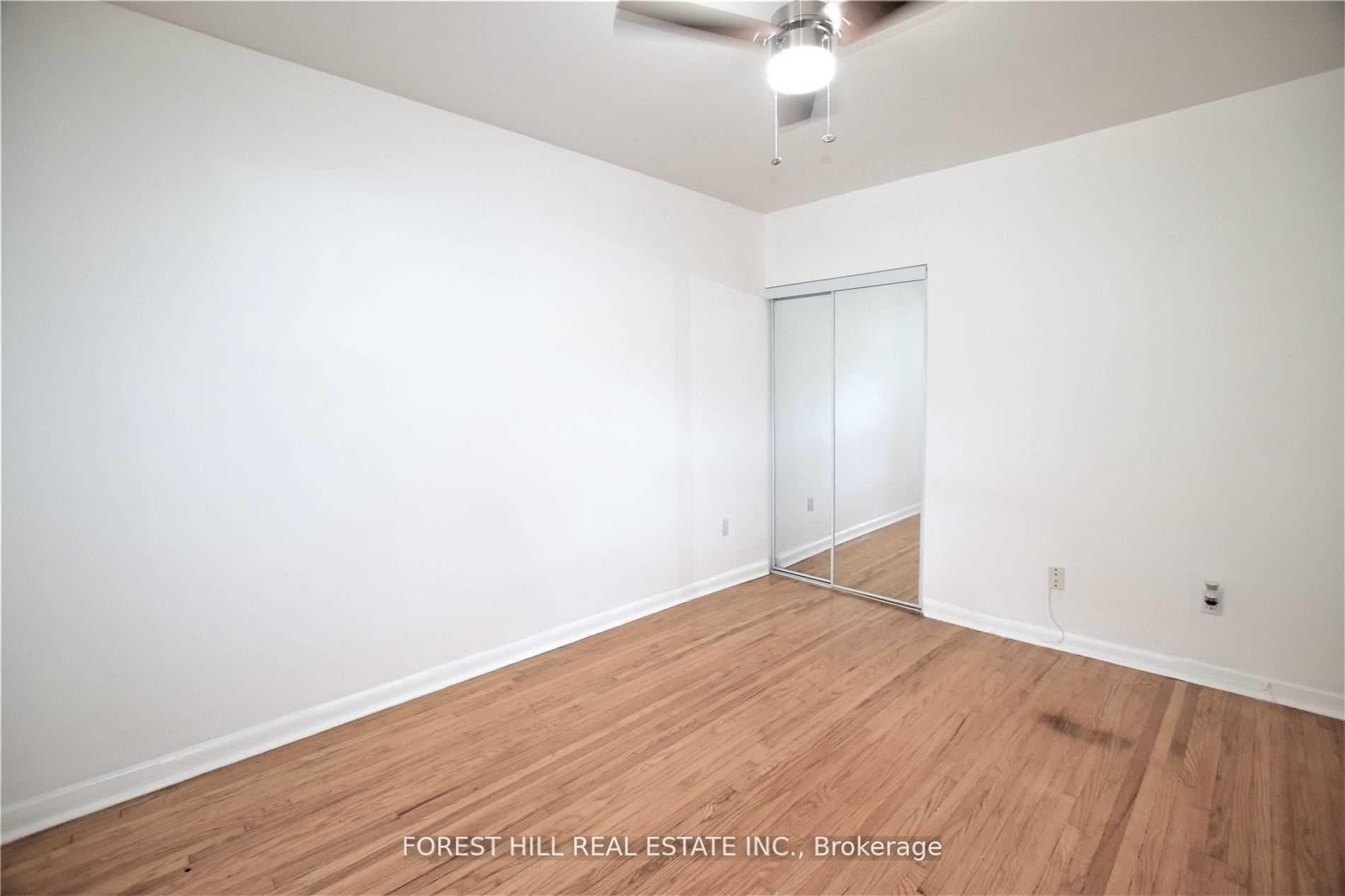 106 Braemar Avenue Unit Main photo 19
